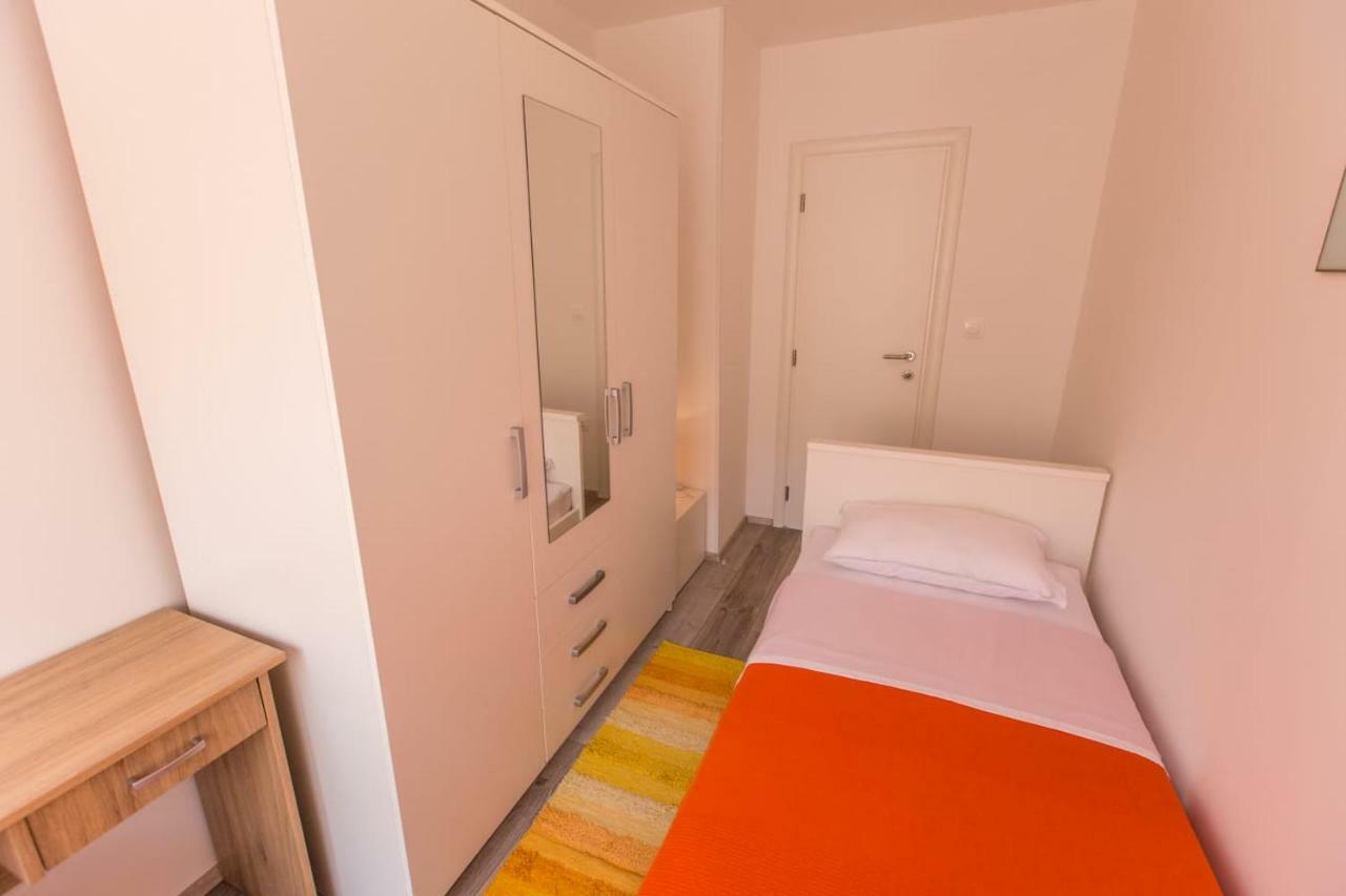 Apartment Amelia Pula Exteriér fotografie